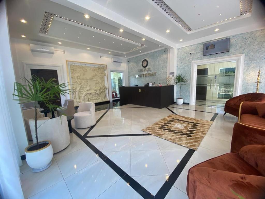 Hotel Northway Vavuniya Экстерьер фото
