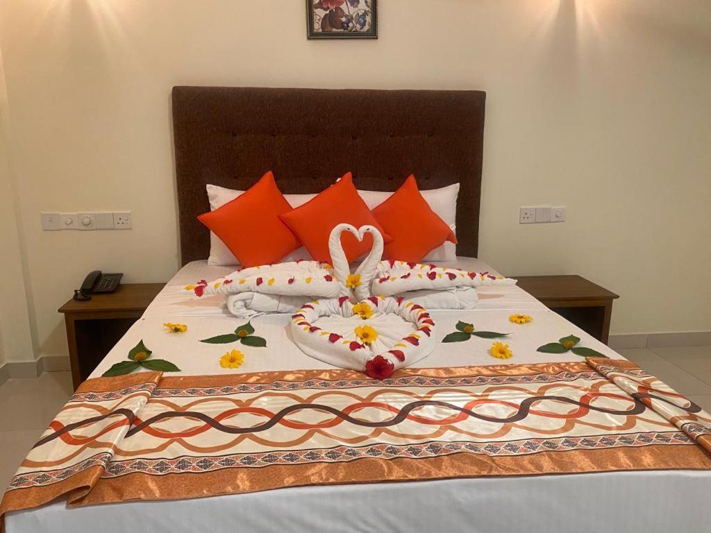 Hotel Northway Vavuniya Экстерьер фото