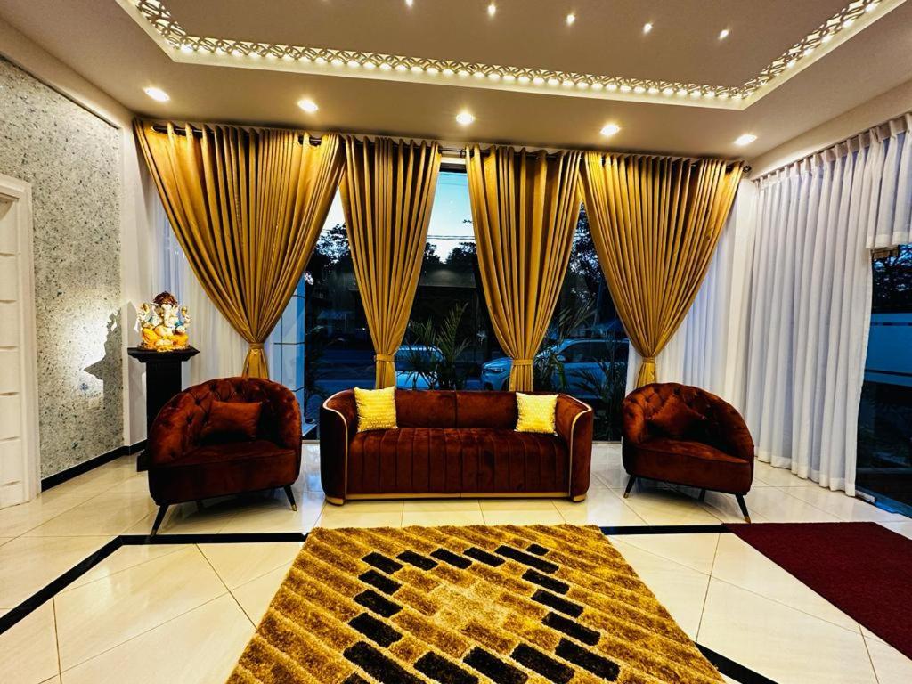 Hotel Northway Vavuniya Экстерьер фото