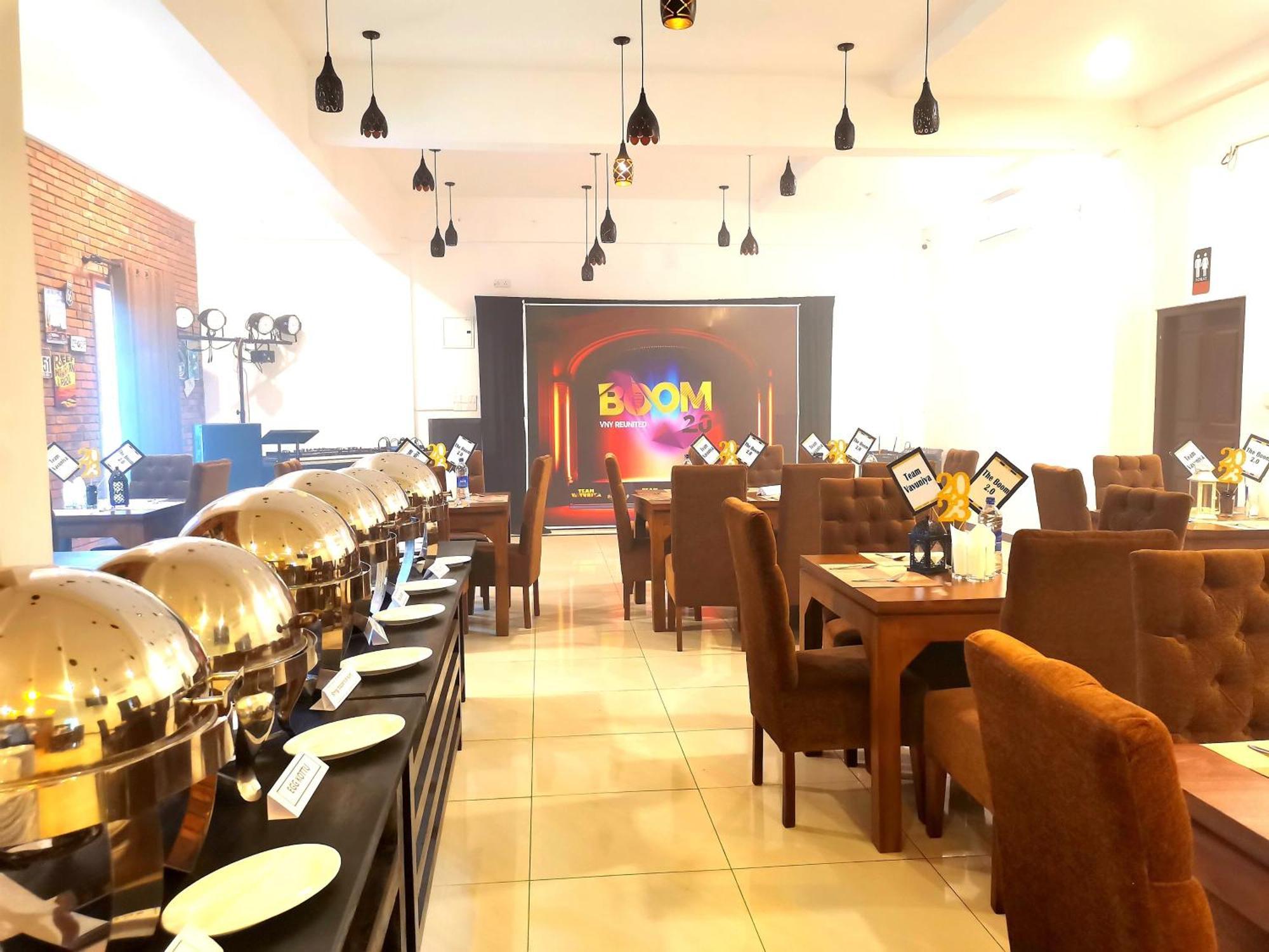 Hotel Northway Vavuniya Экстерьер фото