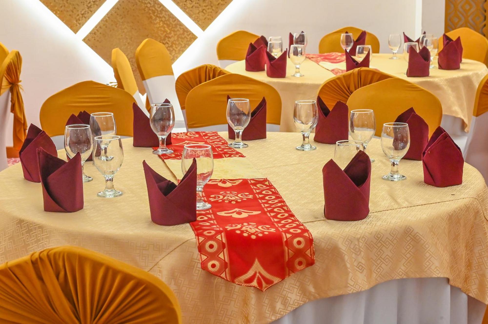 Hotel Northway Vavuniya Экстерьер фото